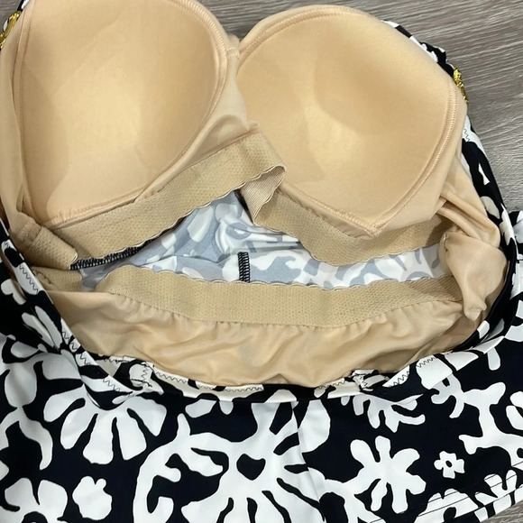 NWOT Lands’ End Black White Tropical Floral Tankini Top Gold Strap Accent 18W - Picture 10 of 12